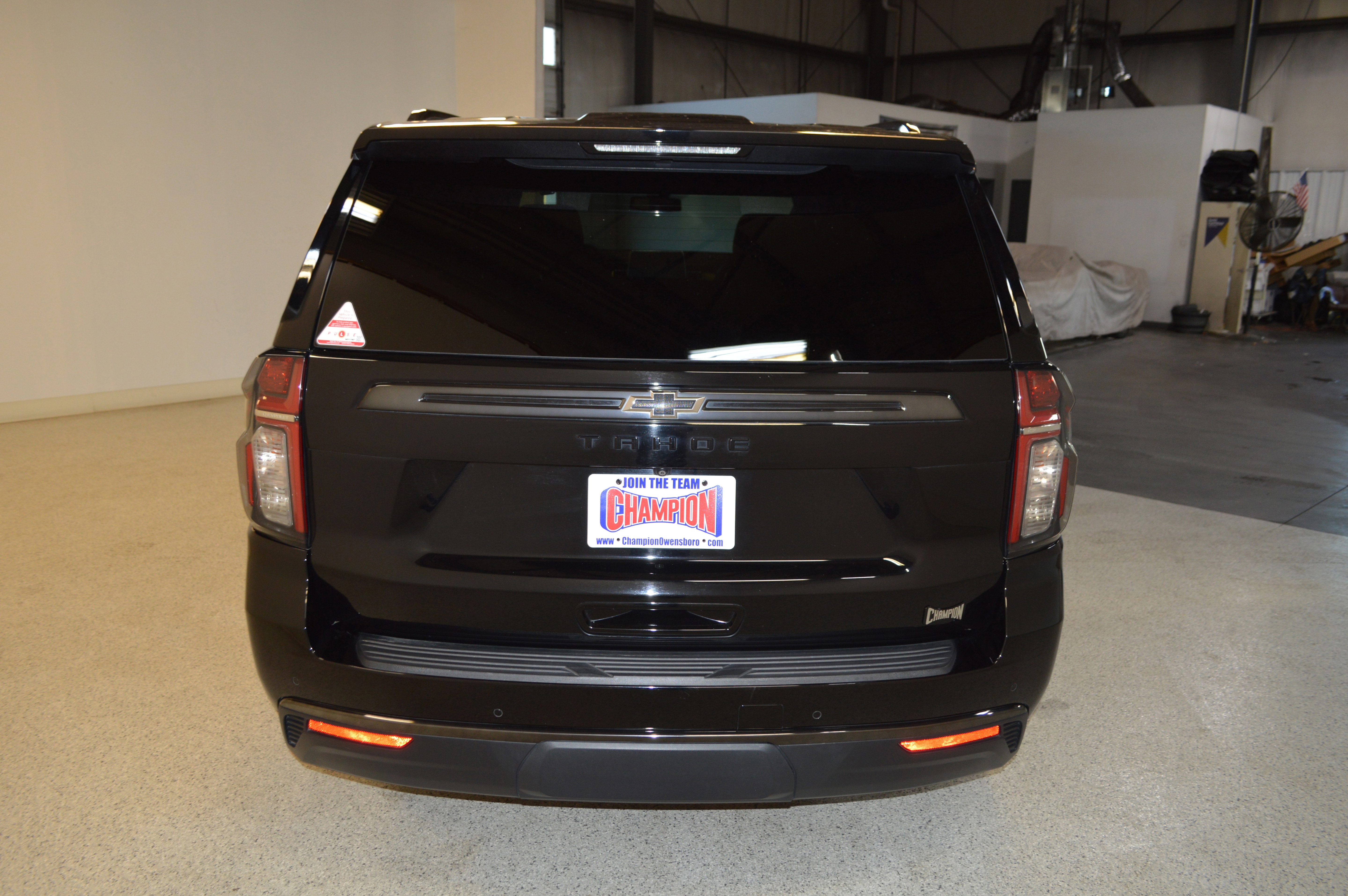 Used 2021 Chevrolet Tahoe Z71 w/ Luxury Package image 4