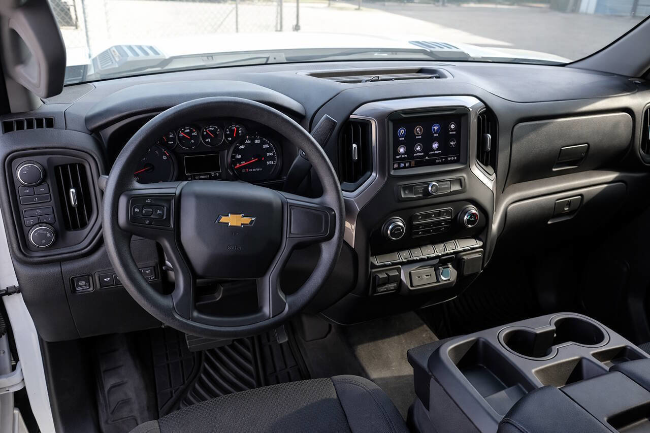 Used 2021 Chevrolet Silverado 3500 W/T w/ WT Convenience Package AWD/4WD image 6