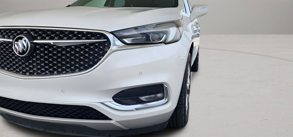 Used 2019 Buick Enclave Avenir image 2