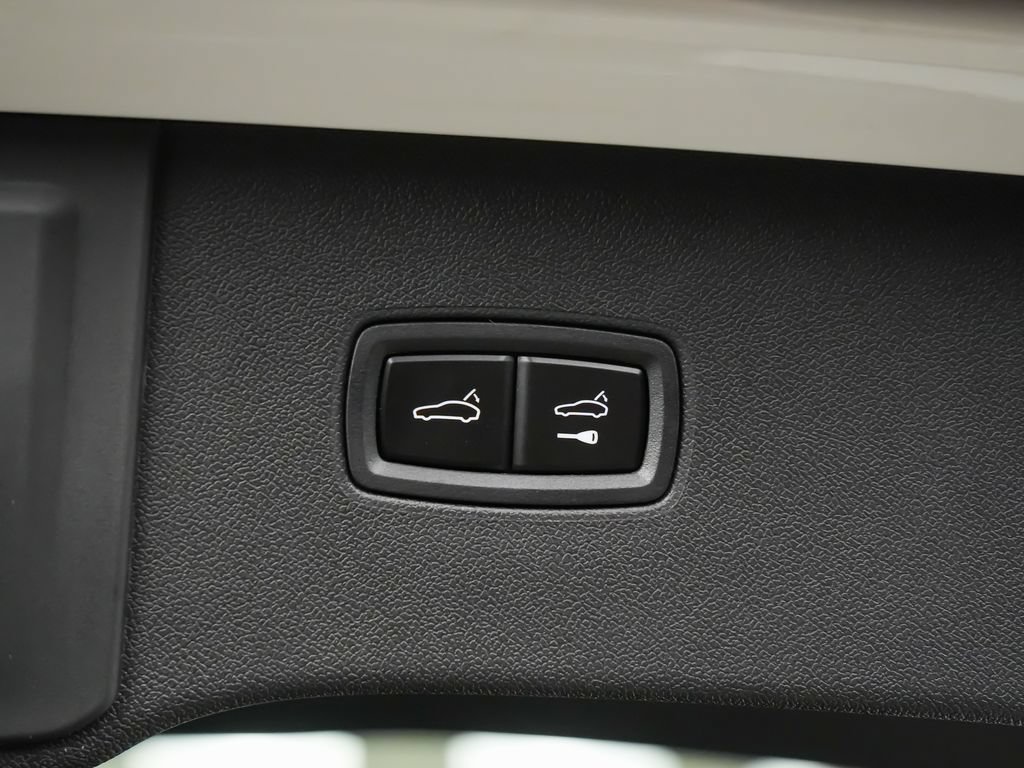 New 2026 Porsche Cayenne AWD/4WD image 14