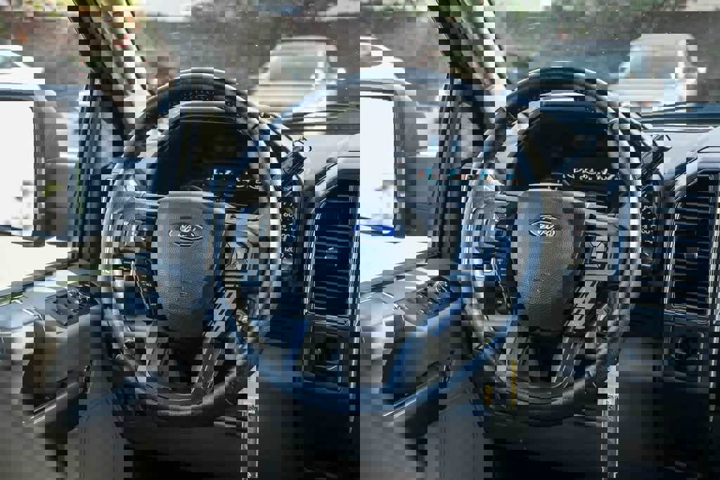 Used 2019 Ford F150 XLT w/ Equipment Group 302A Luxury image 13