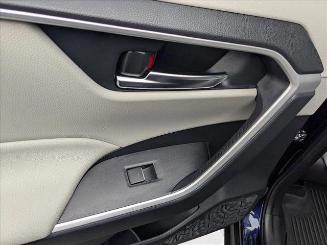 Used 2023 Toyota RAV4 XLE Premium image 20