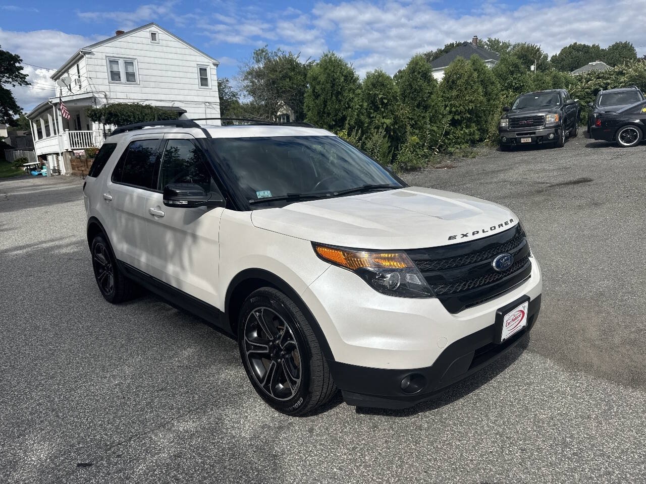 Used 2015 Ford Explorer Sport w/ Equipment Group 401A AWD/4WD image 2