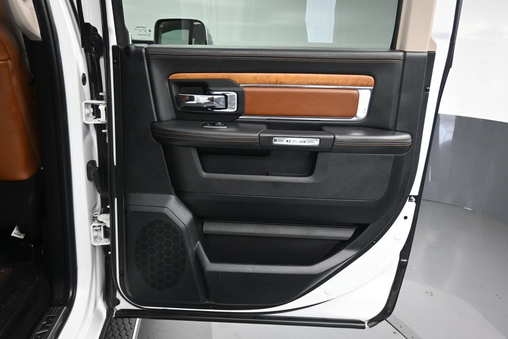 Used 2017 RAM 1500 Laramie Longhorn AWD/4WD image 37