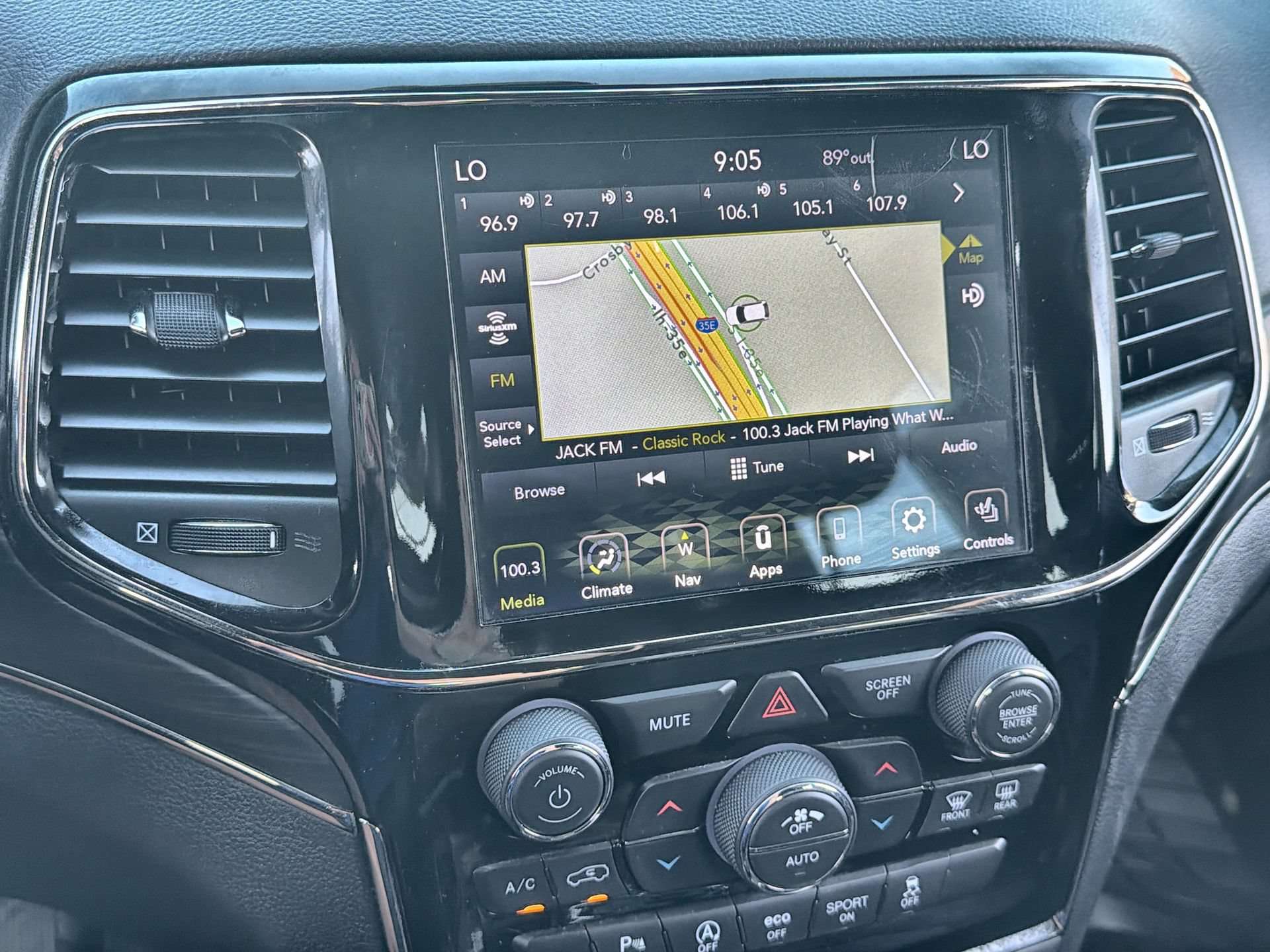Used 2020 Jeep Grand Cherokee Limited X AWD/4WD image 16