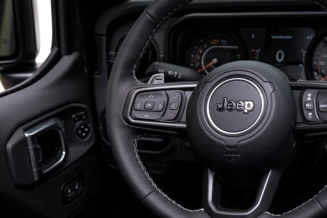 Used 2024 Jeep Wrangler Unlimited Rubicon 392 image 61