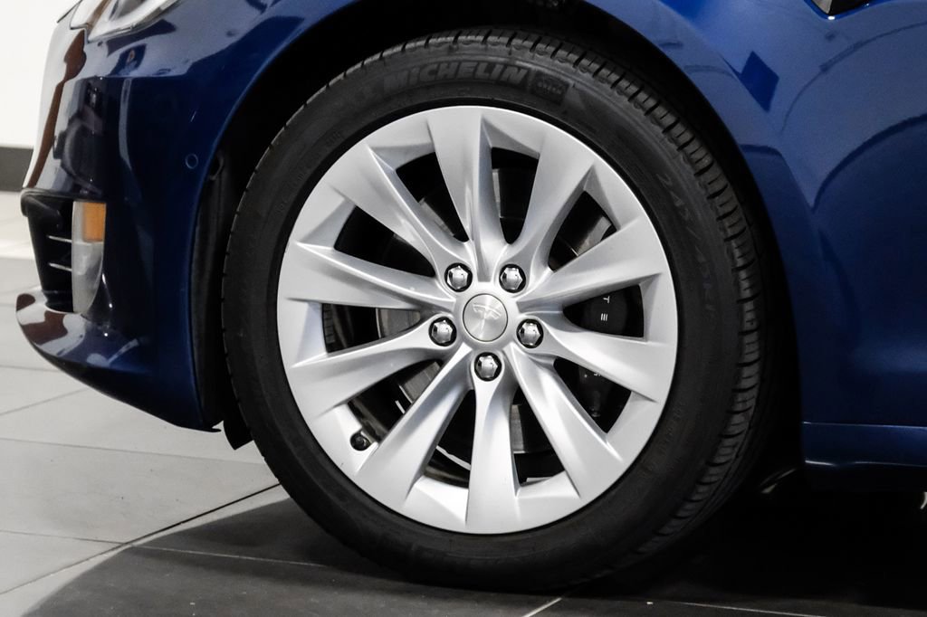 Used 2019 Tesla Model S Long Range image 45