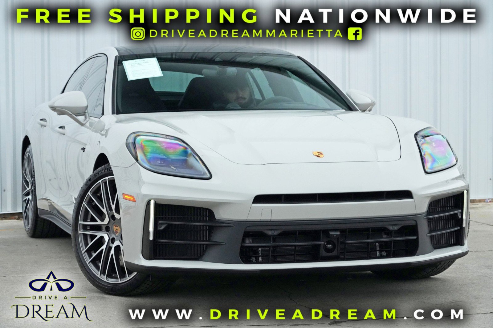 Used 2025 Porsche Panamera 4S image 2