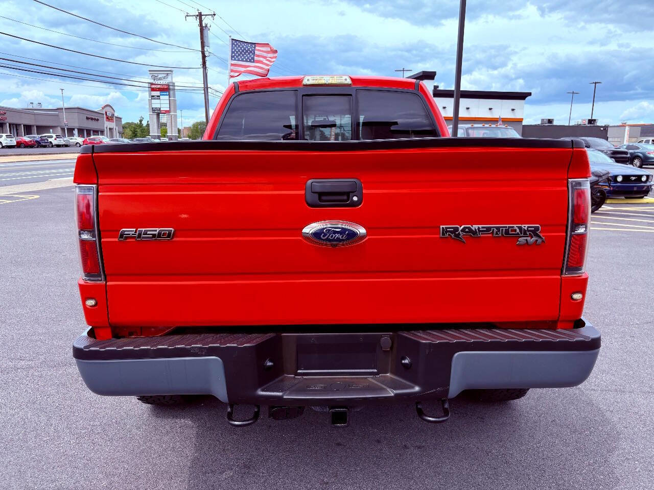 Used 2010 Ford F150 Raptor image 5