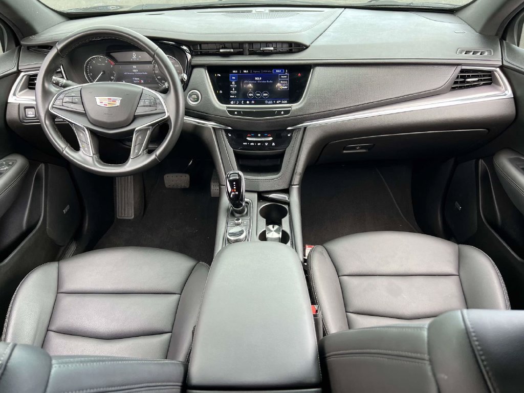 Used 2023 Cadillac XT5 Luxury AWD/4WD image 16
