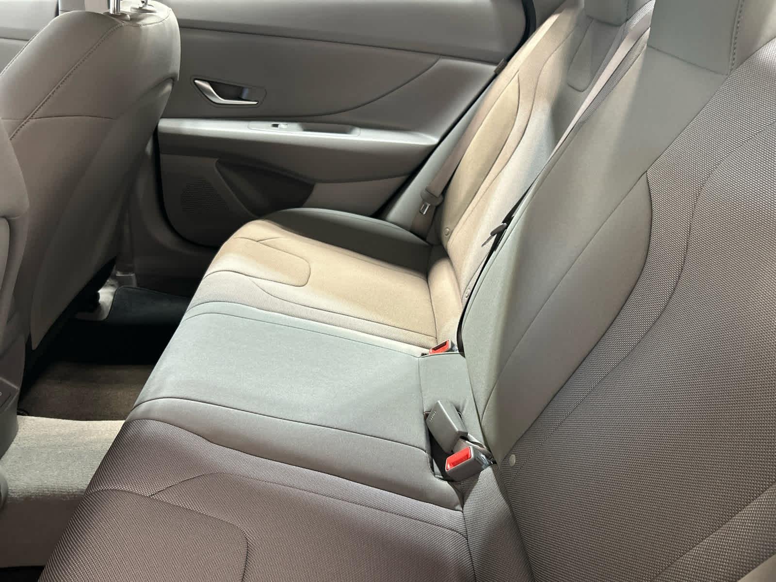 New 2026 Hyundai Elantra SE FWD image 9