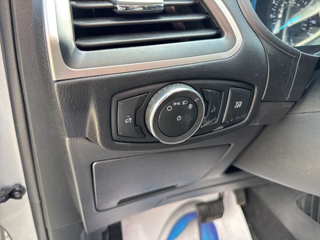 Used 2024 Ford Edge SEL AWD/4WD image 10