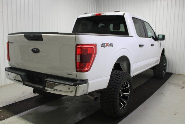 Used 2023 Ford F150 XLT w/ Trailer Tow Package image 6