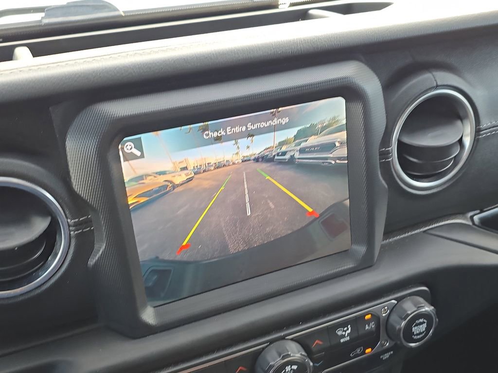 Used 2020 Jeep Gladiator Overland image 23