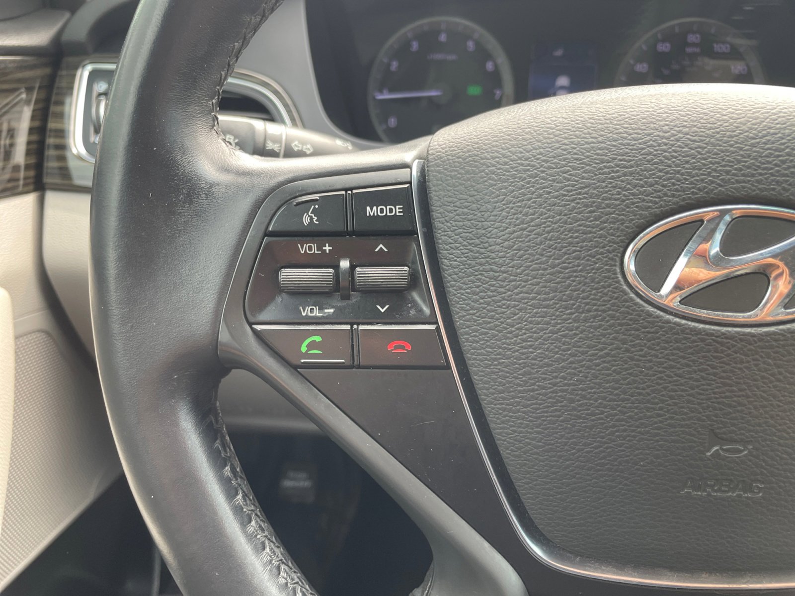 Used 2016 Hyundai Sonata Limited image 20