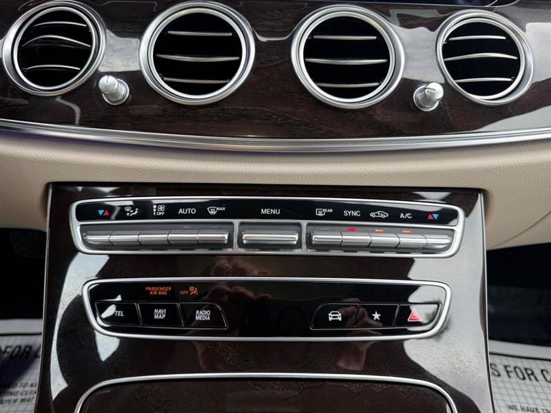 Used 2021 Mercedes-Benz E 350 Sedan image 29