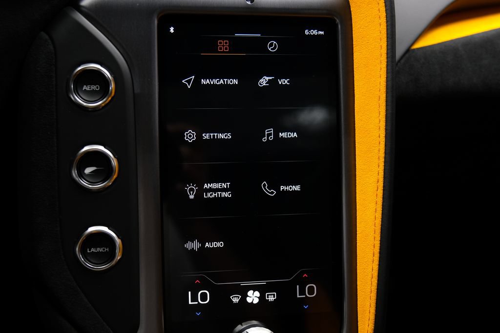 Used 2026 McLaren 750S Spider RWD image 35