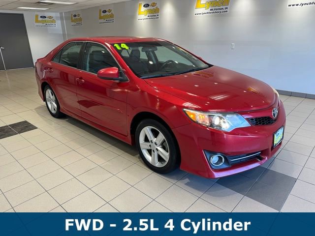 Used 2014 Toyota Camry SE