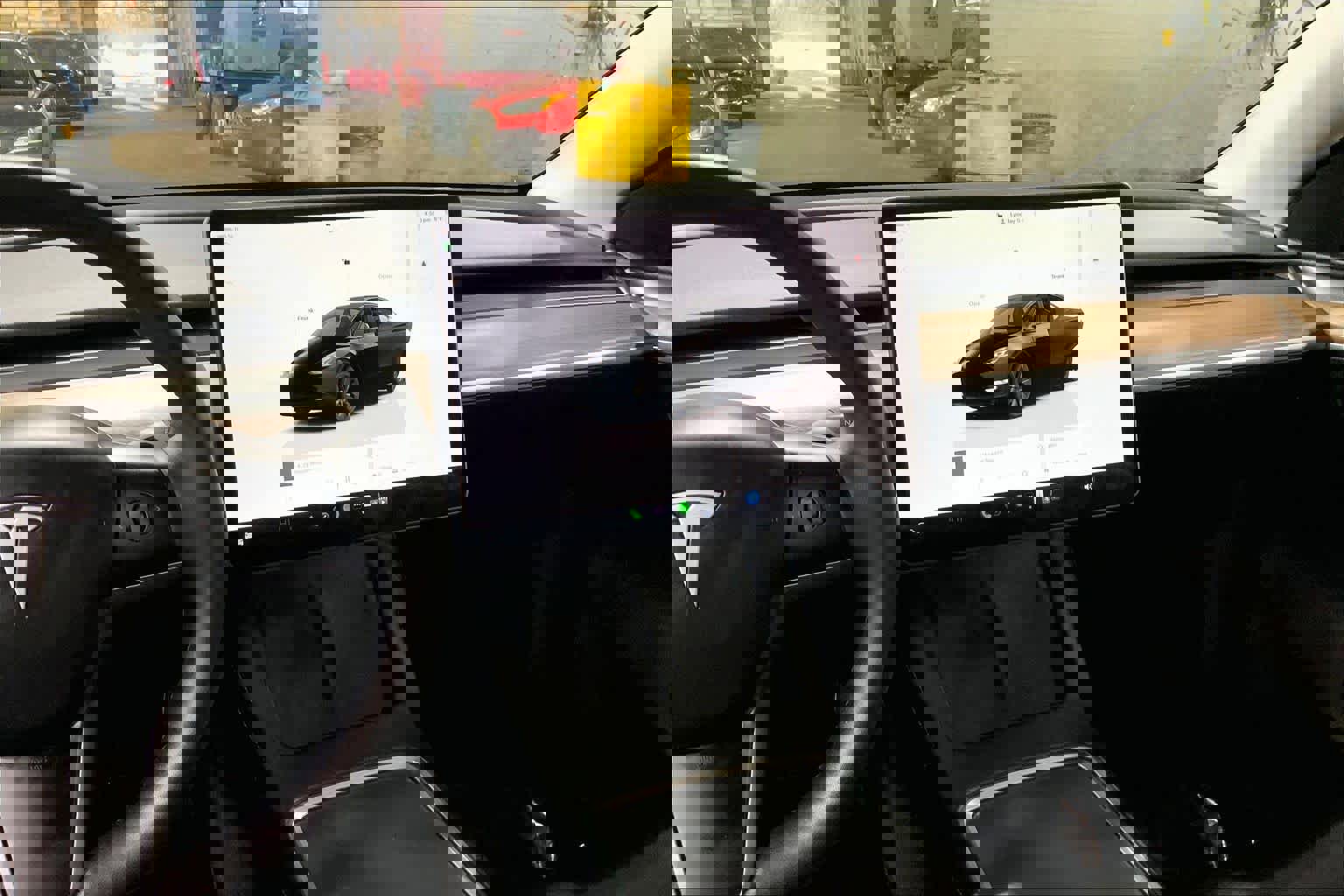 Used 2025 Tesla Model Y Long Range image 7