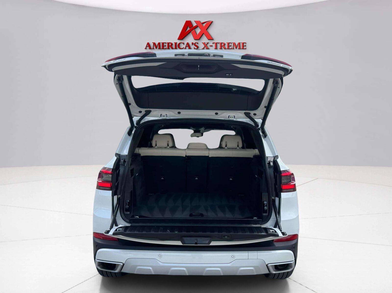 Used 2022 BMW X5 xDrive40i w/ Premium Package AWD/4WD image 72