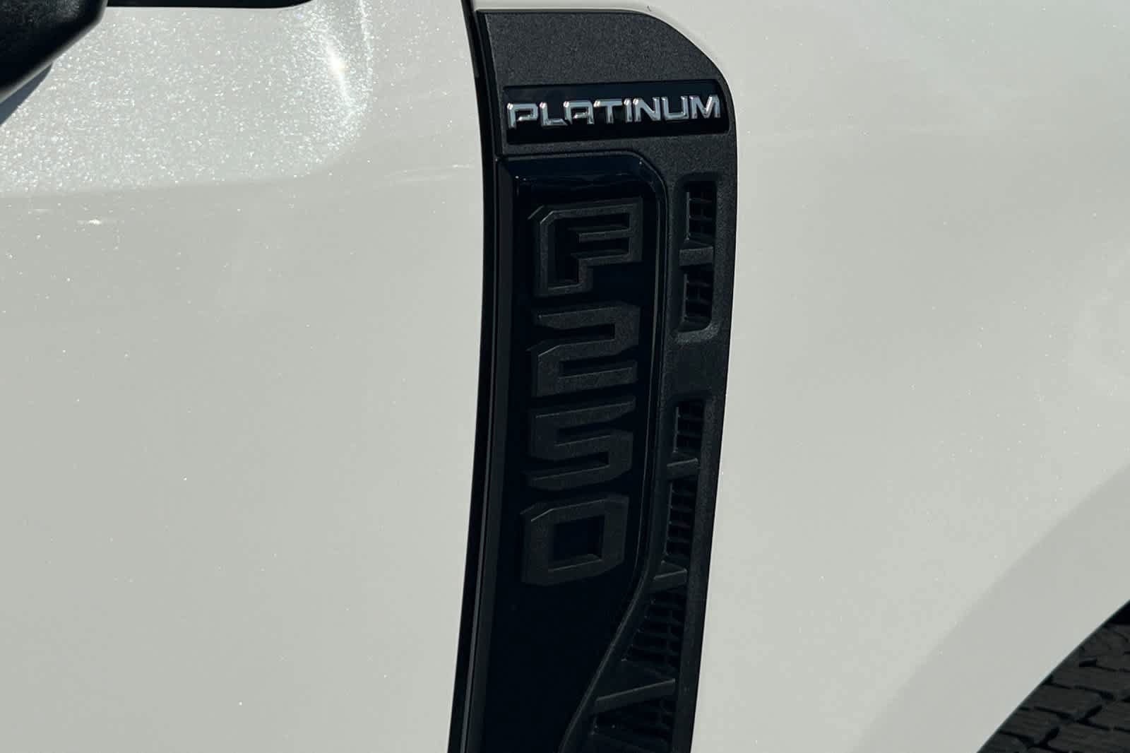 New 2026 Ford F250 Platinum AWD/4WD image 27