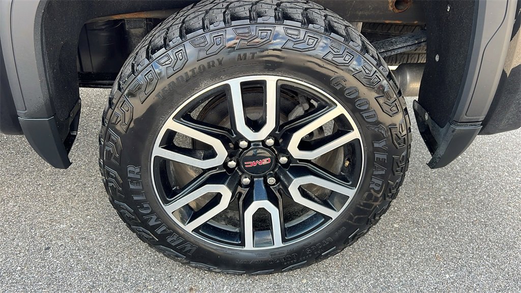 Used 2022 GMC Sierra 1500 AT4 w/ AT4 Premium Package image 33
