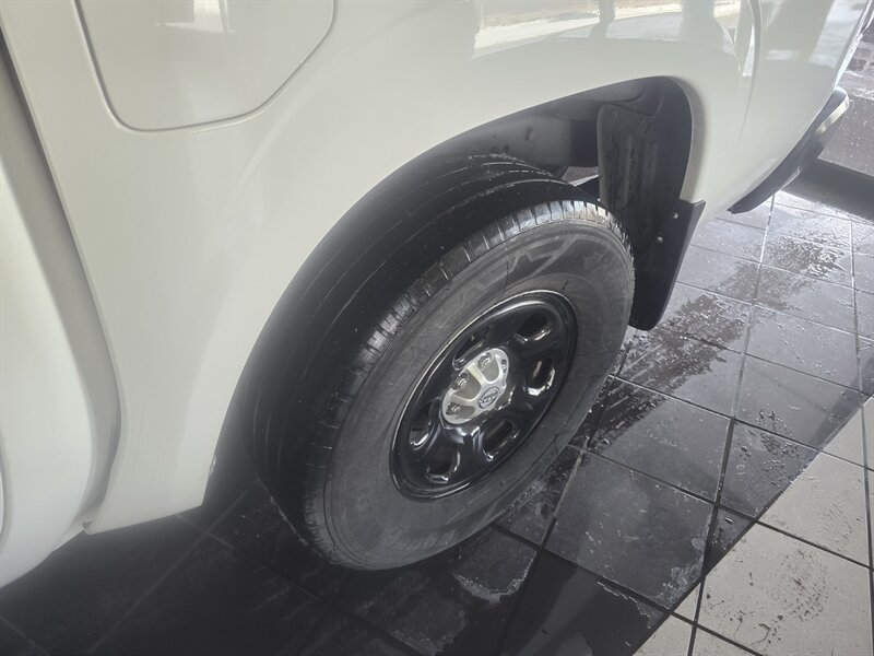 Used 2022 Nissan Frontier S RWD image 28