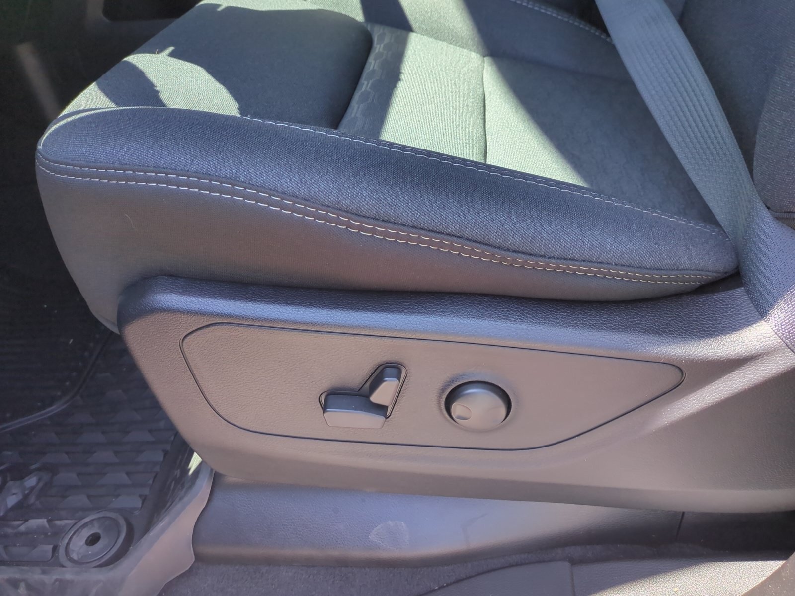 New 2026 RAM 1500 Big Horn AWD/4WD image 14