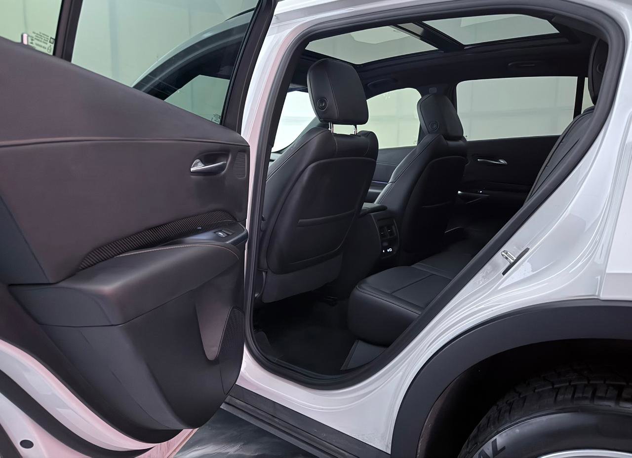 Used 2019 Cadillac XT4 Sport AWD/4WD image 21
