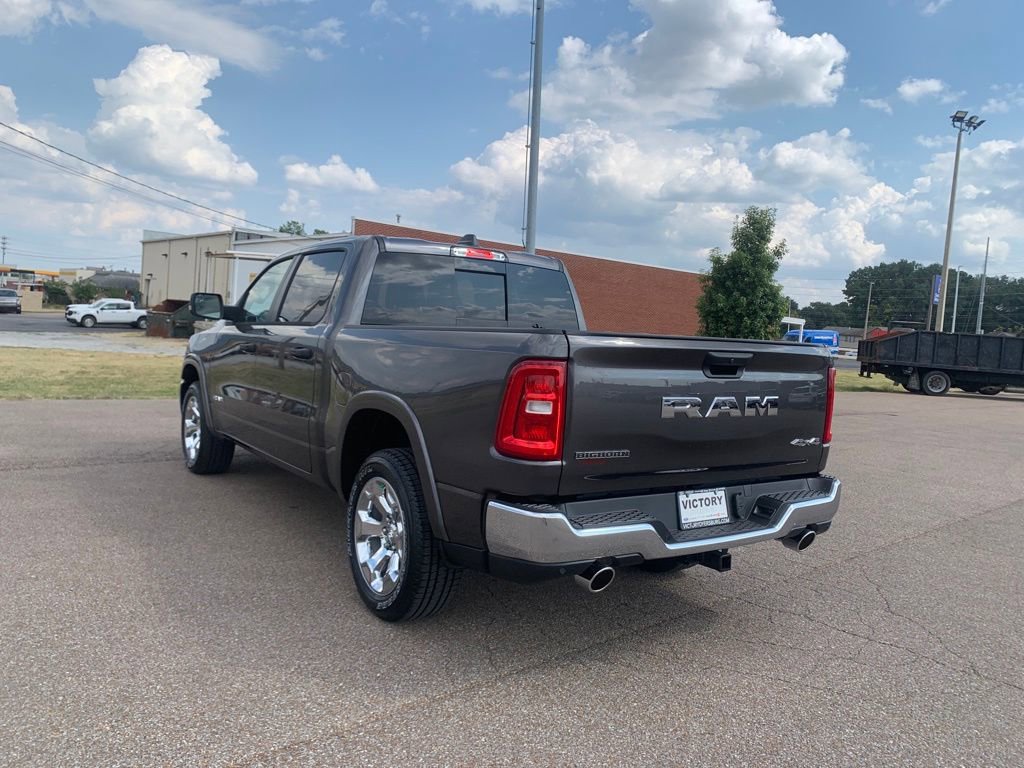 New 2026 RAM 1500 4x4 Crew Cab image 5