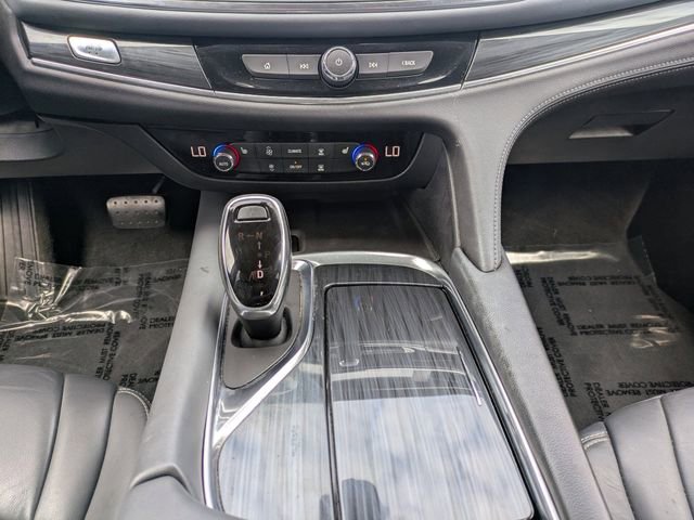 Used 2019 Buick Enclave Essence w/ LPO, Sport Appearance Package image 24