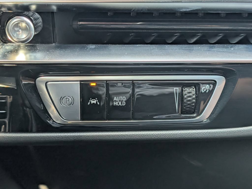 New 2026 Cadillac Lyriq Sport AWD/4WD image 30