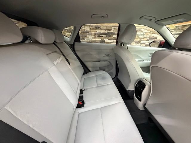 Used 2024 Hyundai Kona SEL AWD/4WD image 33