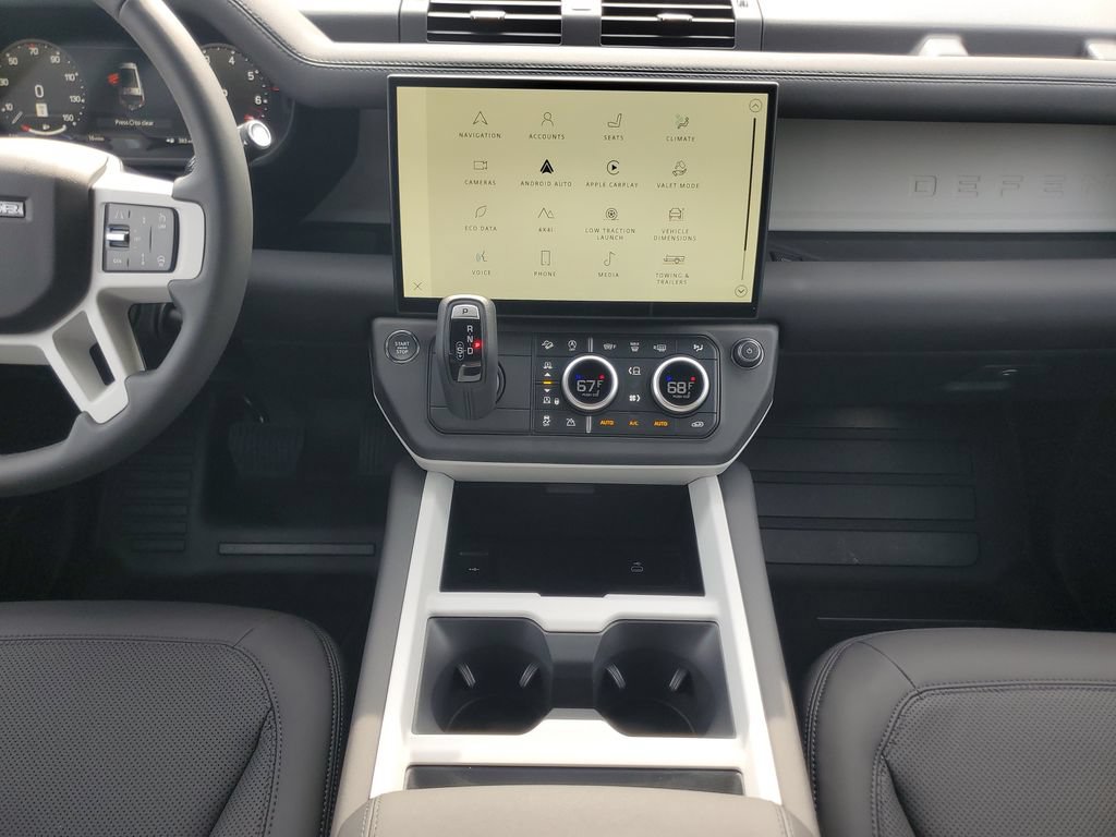 New 2026 Land Rover Defender 130 X-Dynamic SE AWD/4WD image 29