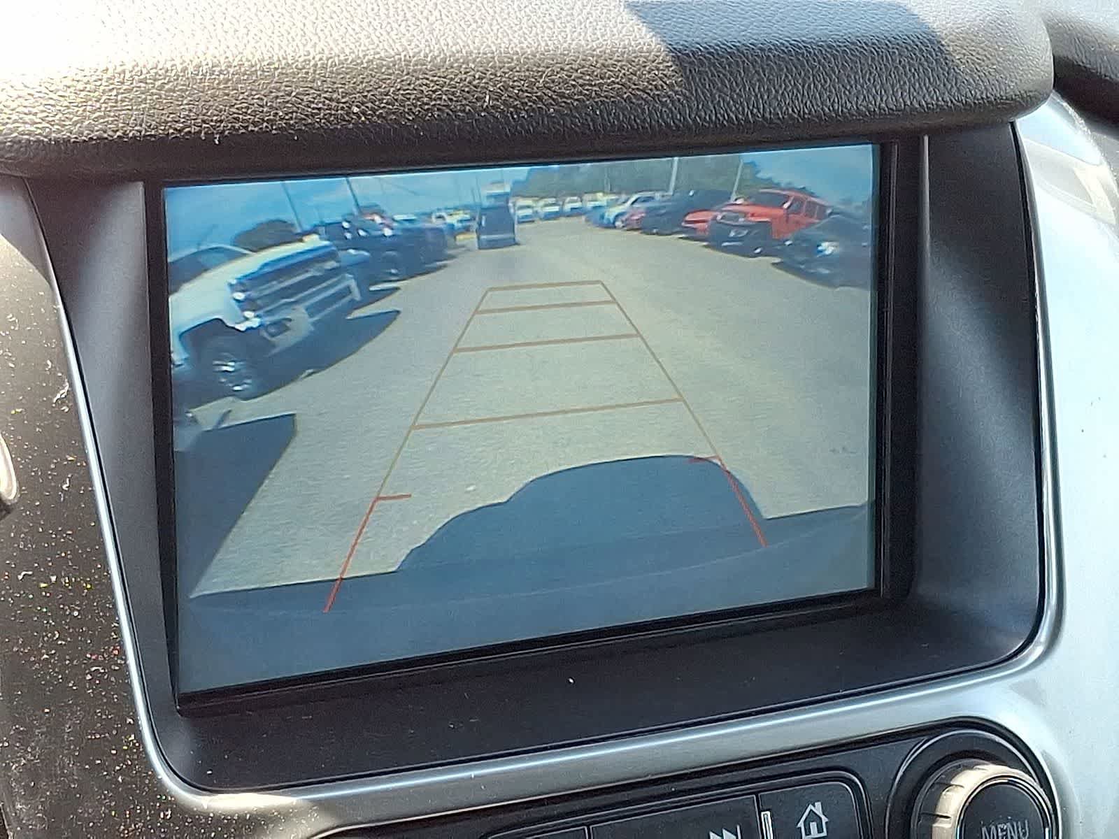Used 2020 Chevrolet Suburban LS AWD/4WD image 20