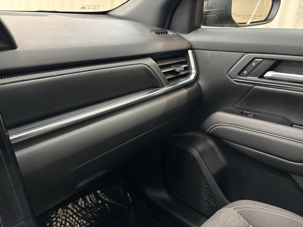 Used 2026 GMC Terrain Elevation AWD/4WD image 23