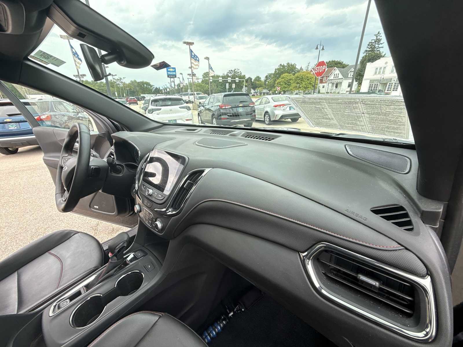 Certified 2024 Chevrolet Equinox RS w/ RS Leather Package AWD/4WD image 29