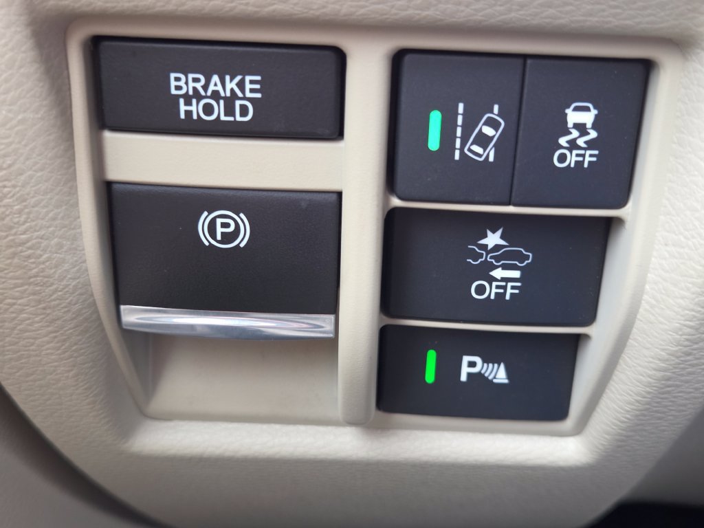 Used 2020 Acura MDX SH-AWD image 19