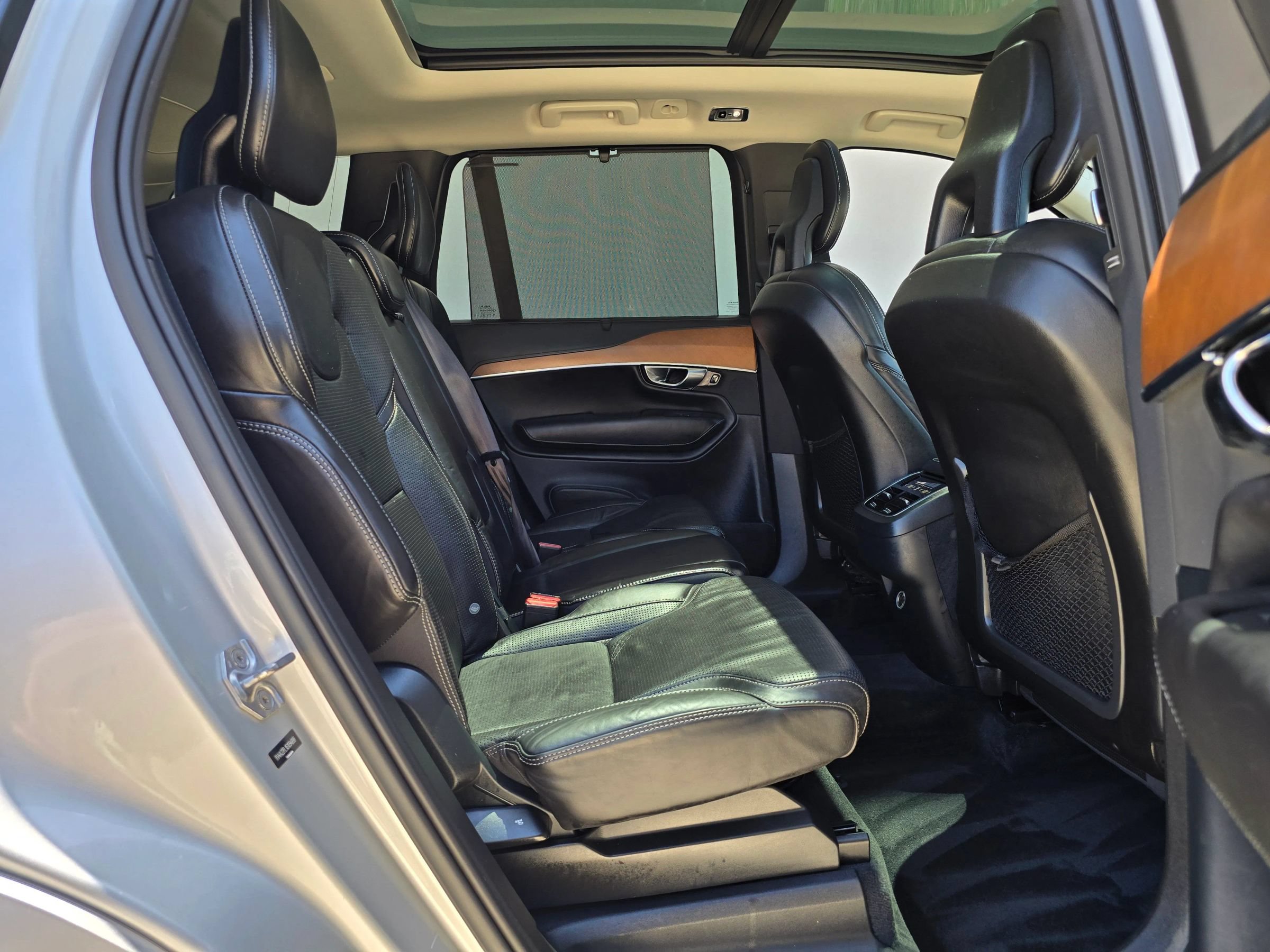 Used 2016 Volvo XC90 T6 Inscription w/ Vision Package AWD/4WD image 47