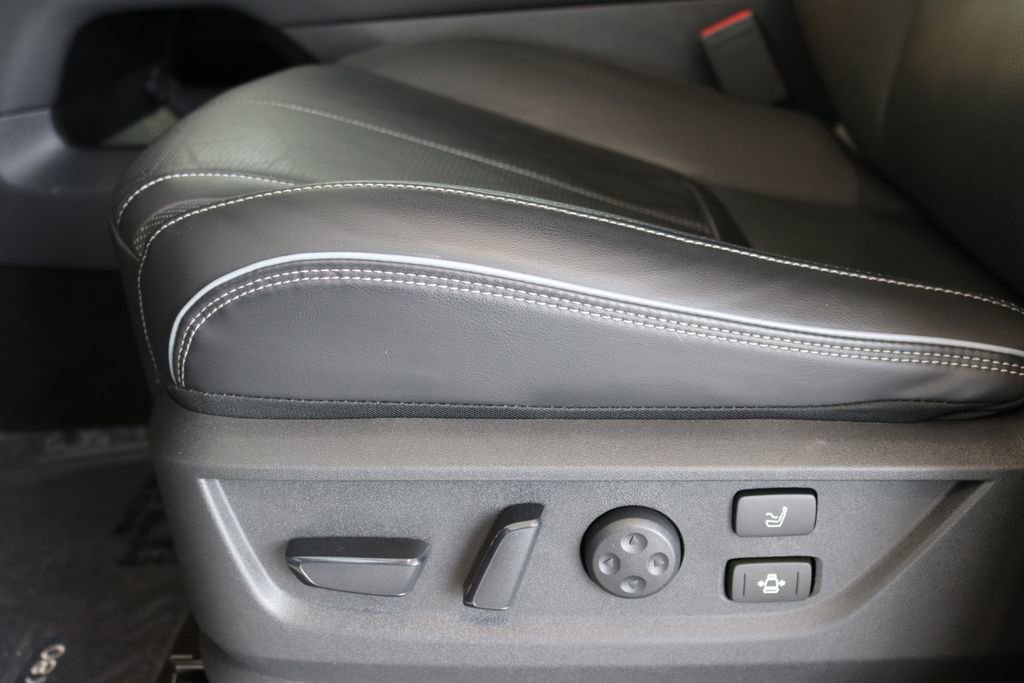 Certified 2025 INFINITI QX80 Sensory image 16