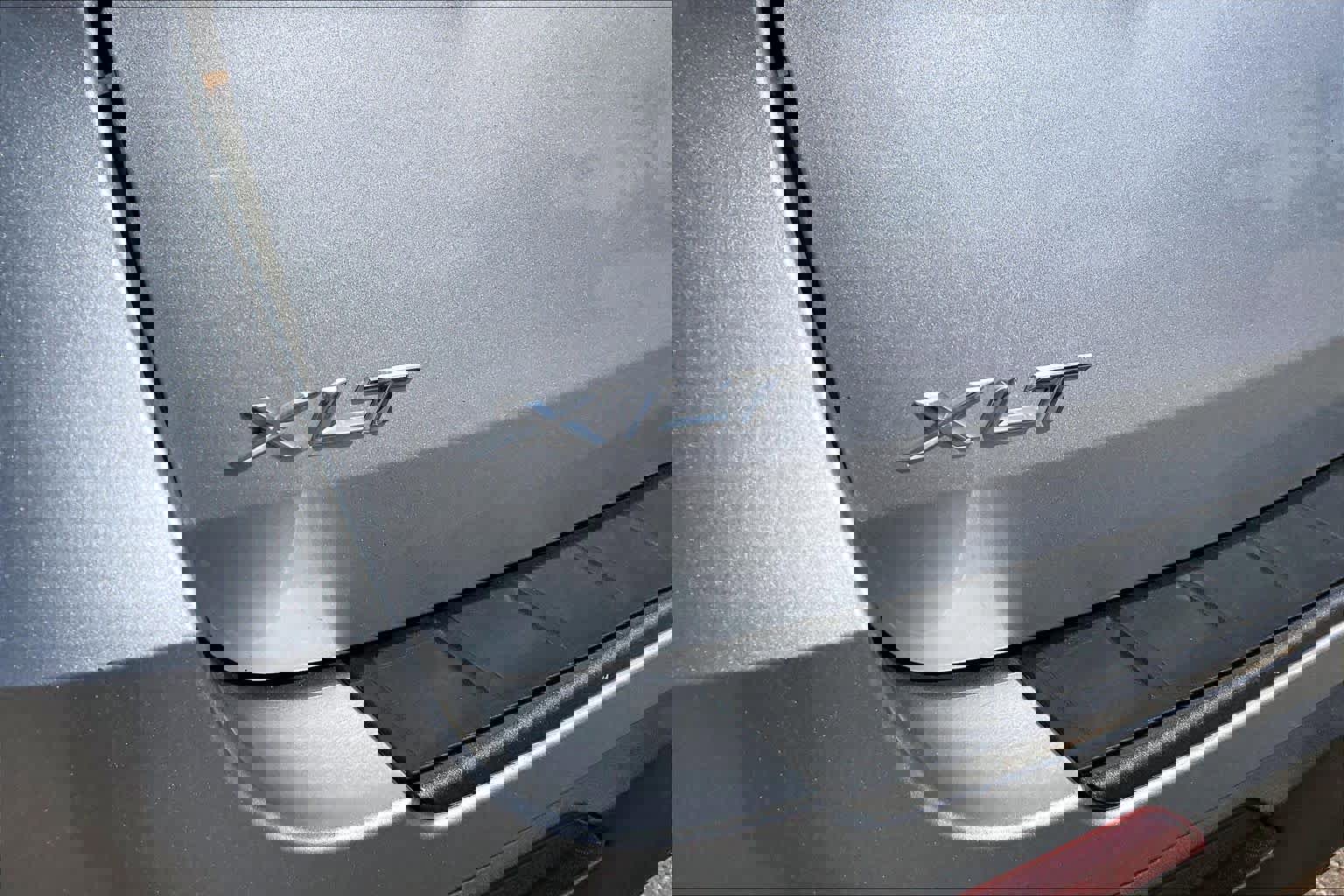 Used 2022 Ford Explorer XLT w/ Equipment Group 202A image 31