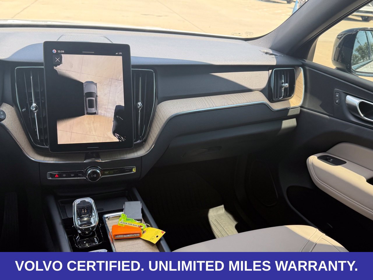 Certified 2026 Volvo XC60 B5 Plus AWD/4WD image 15