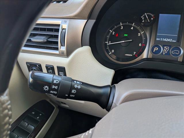 Used 2016 Lexus GX 460 w/ Premium Package image 15