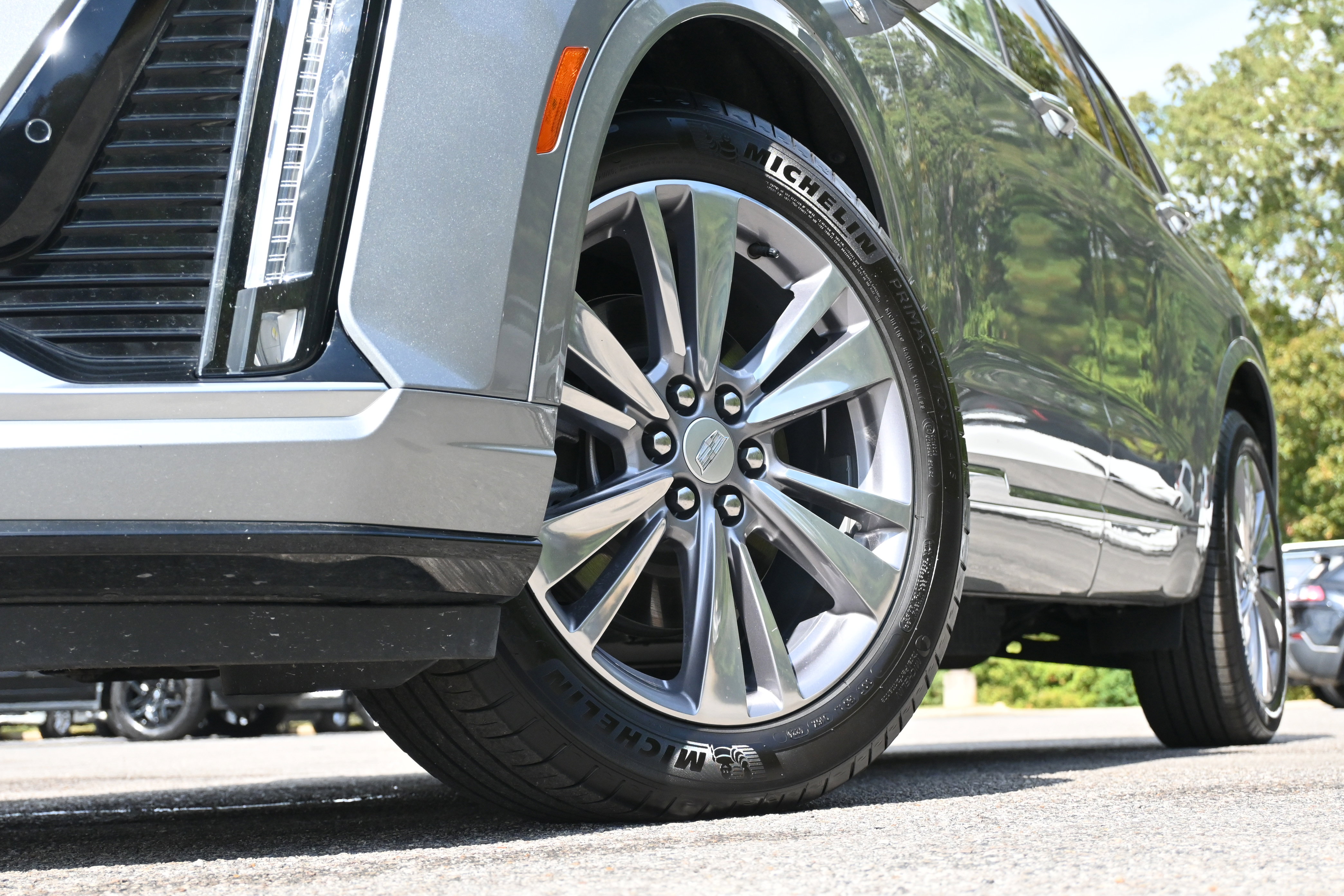 Used 2025 Cadillac XT6 Premium Luxury image 42