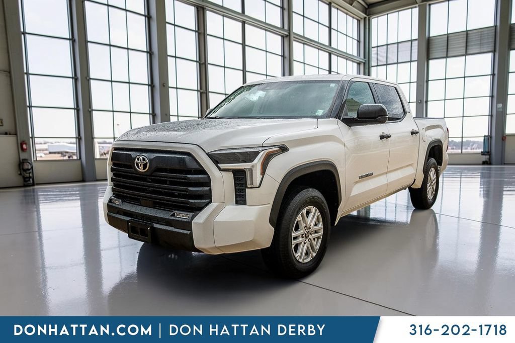 Used 2022 Toyota Tundra SR5 AWD/4WD image 24
