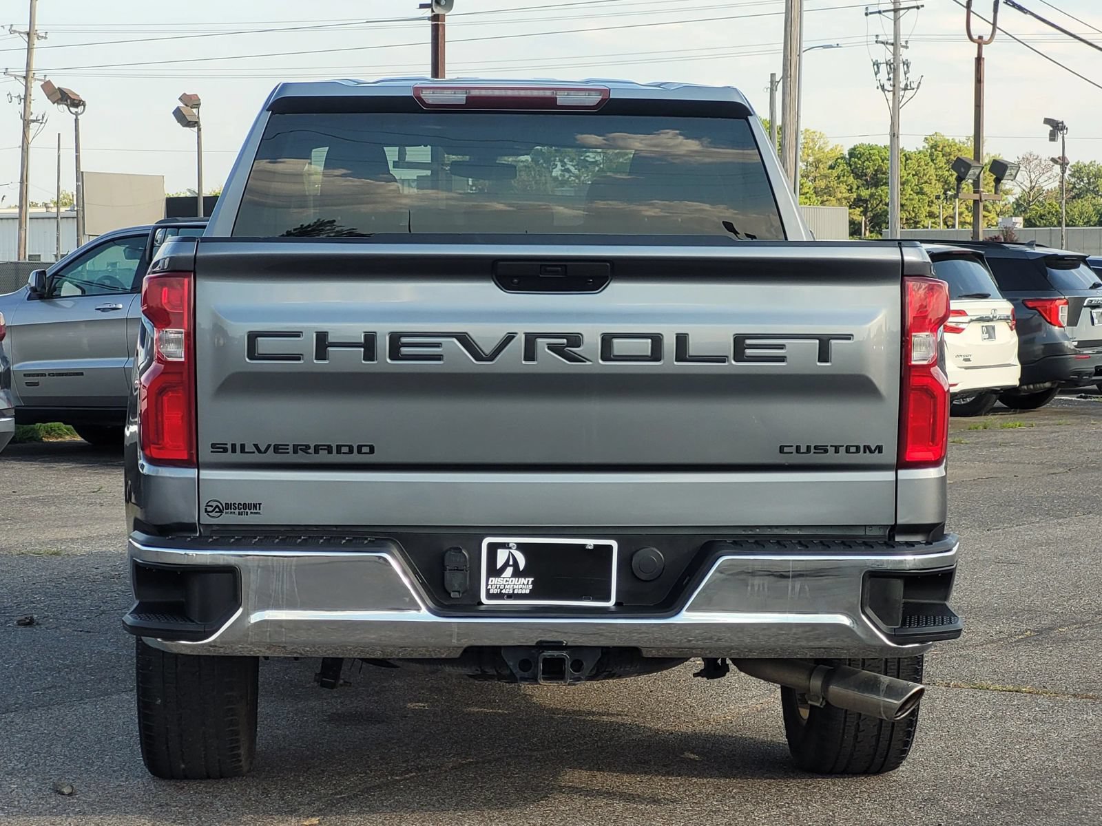 Used 2020 Chevrolet Silverado 1500 Custom w/ Custom Value Package AWD/4WD image 11