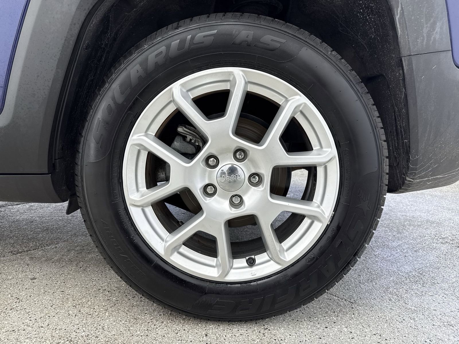 Used 2020 Jeep Renegade Latitude w/ UConnect 8.4 Nav Group image 44