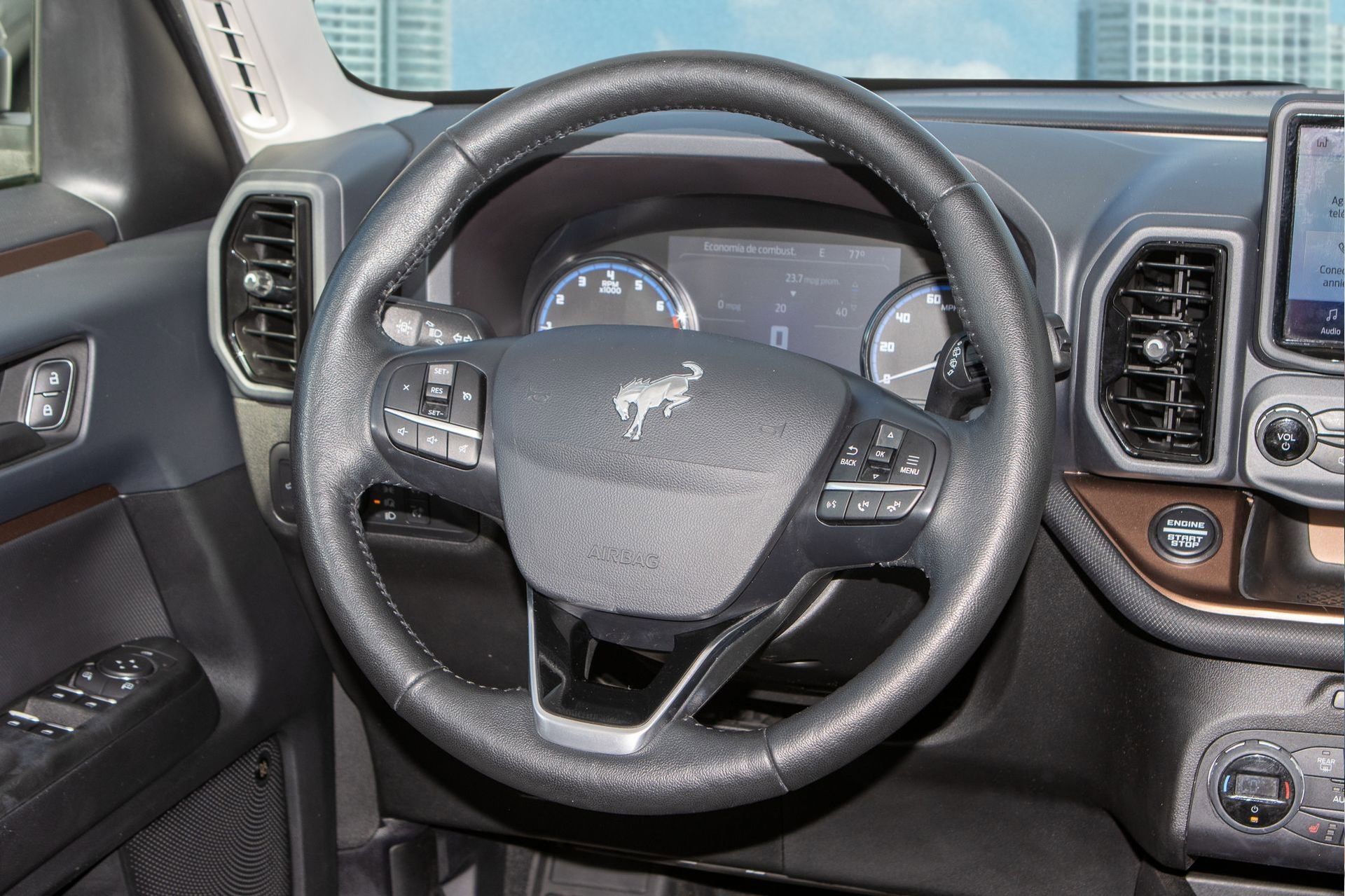 Used 2021 Ford Bronco Sport Outer Banks w/ Outer Banks Package (96D) image 20