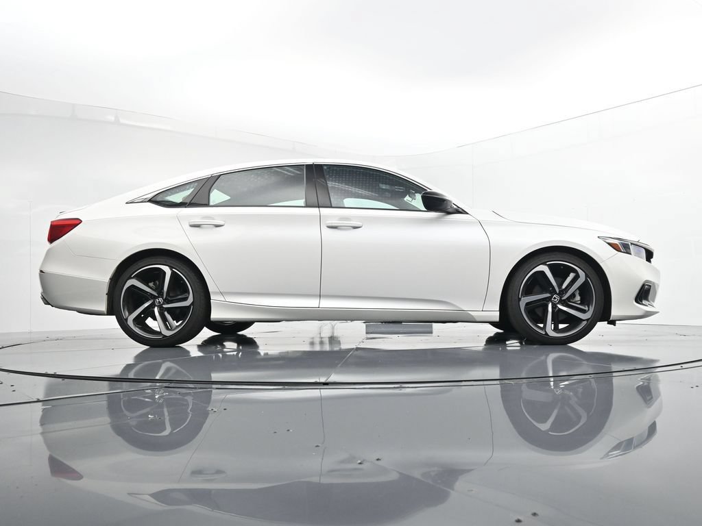 Used 2022 Honda Accord Sport image 36