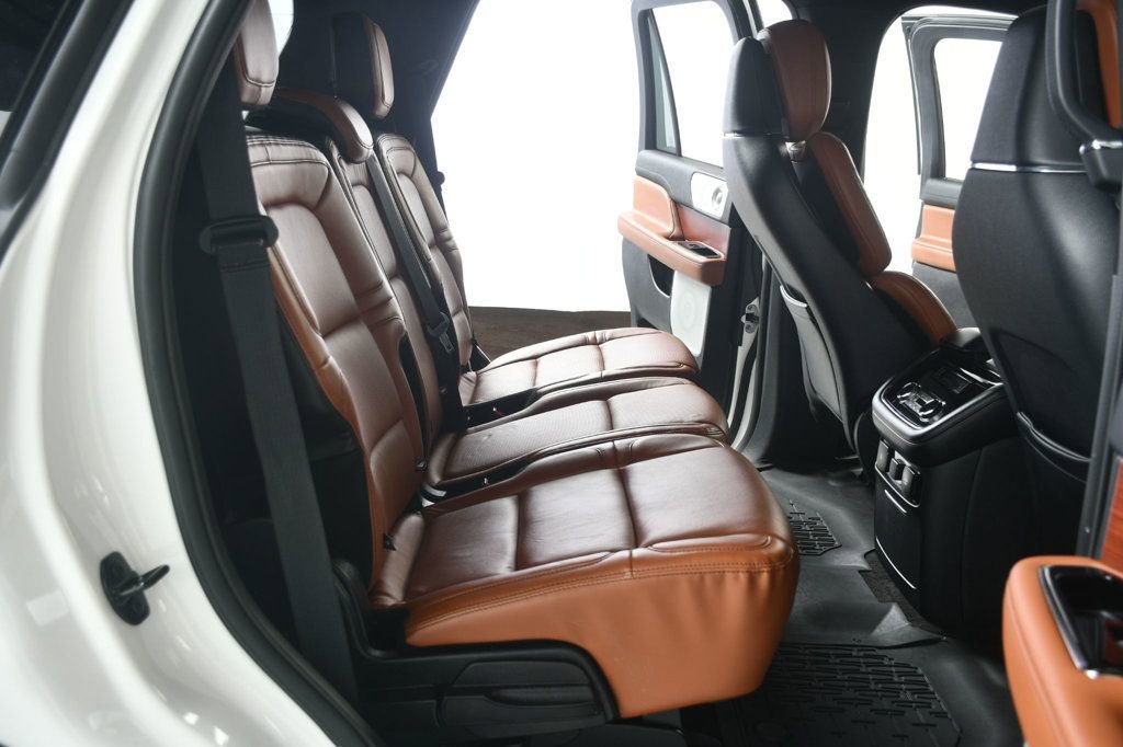 Used 2020 Lincoln Navigator Reserve w/ Luxury Package AWD/4WD image 37